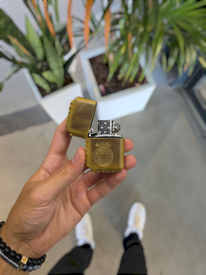 VİSSO Visso 1933 Hakiki Dana Derisi El Yapımı ZİPPO Tarzı Benzinli Çakmak Kılıfı ve Zippo Tarzı Çakmak  A. YEŞİL FB LOGO