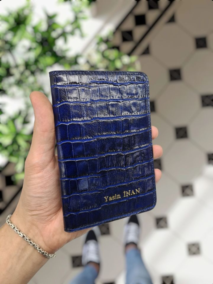 VİSSO 660 HAKİKİ DERİ ÇANTA İSME ÖZEL GÜÇLÜ MIKNATISLI KİLİT AKORDİYON YELPAZE KARTLIK CÜZDAN ERKEK KADIN MODELİ Lacivert Croco + Anahtarlık+ kılıf + Pasaport Kılıf