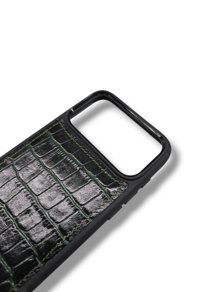 İphone 17 PRO MAX Model Uyumlu YEŞİL CROCO Hakiki Deri İsme Özel Ücretsiz Kişiselleştirme Seçeneği İle Kadın Erkek Kullanım premium  Tam Uyumlu Silikon Kılıf Ücretsiz Kargo Visso Leather Geçek Orjinal Dana Derisi