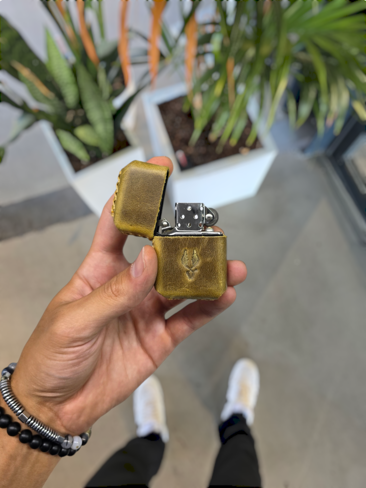 VİSSO Visso 1933 Hakiki Dana Derisi El Yapımı ZİPPO Tarzı Benzinli Çakmak Kılıfı ve Zippo Tarzı Çakmak A. YEŞİL   KAMPANYALI
