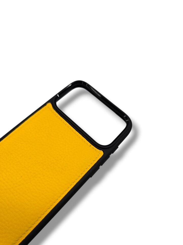 İphone 17 PRO MAX Model Uyumlu SARI GUTTY Hakiki Deri İsme Özel Ücretsiz Kişiselleştirme Seçeneği İle Kadın Erkek Kullanım premium  Tam Uyumlu Silikon Kılıf Ücretsiz Kargo Visso Leather Geçek Orjinal Dana Derisi