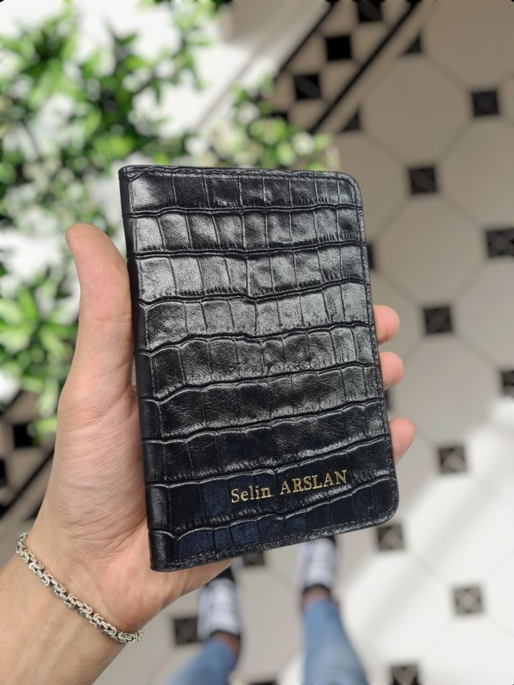 VİSSO 660 HAKİKİ DERİ ÇANTA İSME ÖZEL GÜÇLÜ MIKNATISLI KİLİT AKORDİYON YELPAZE KARTLIK CÜZDAN ERKEK KADIN MODELİ SİYAH Croco + Anahtarlık+ kılıf + Pasaport Kılıf