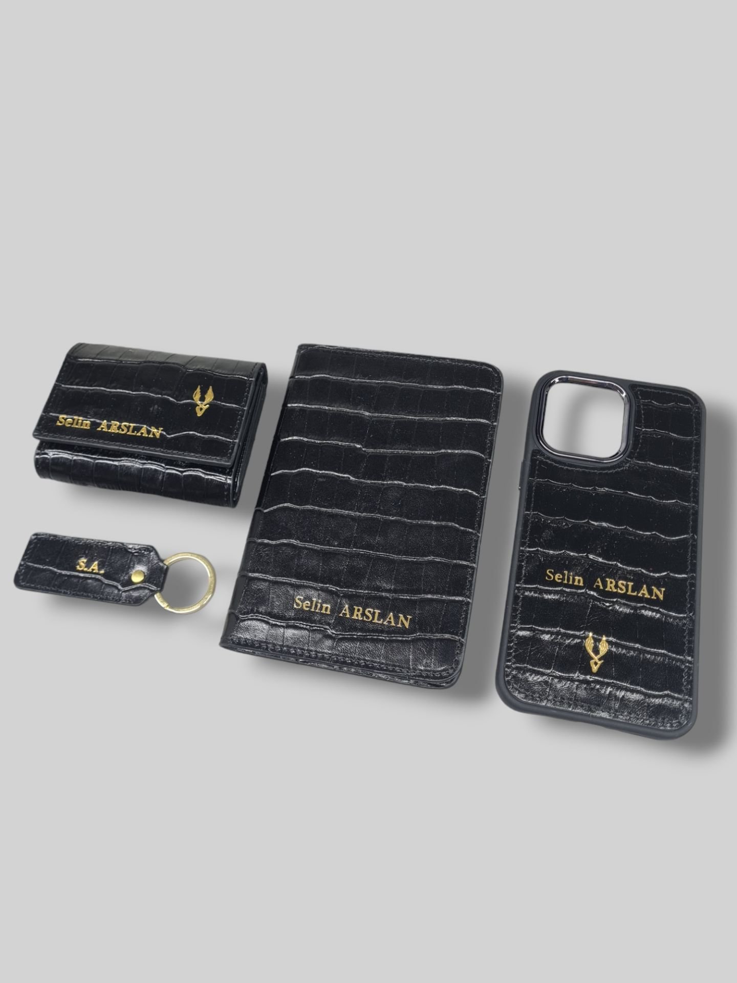 VİSSO 660 HAKİKİ DERİ ÇANTA İSME ÖZEL GÜÇLÜ MIKNATISLI KİLİT AKORDİYON YELPAZE KARTLIK CÜZDAN ERKEK KADIN MODELİ SİYAH Croco + Anahtarlık+ kılıf + Pasaport Kılıf