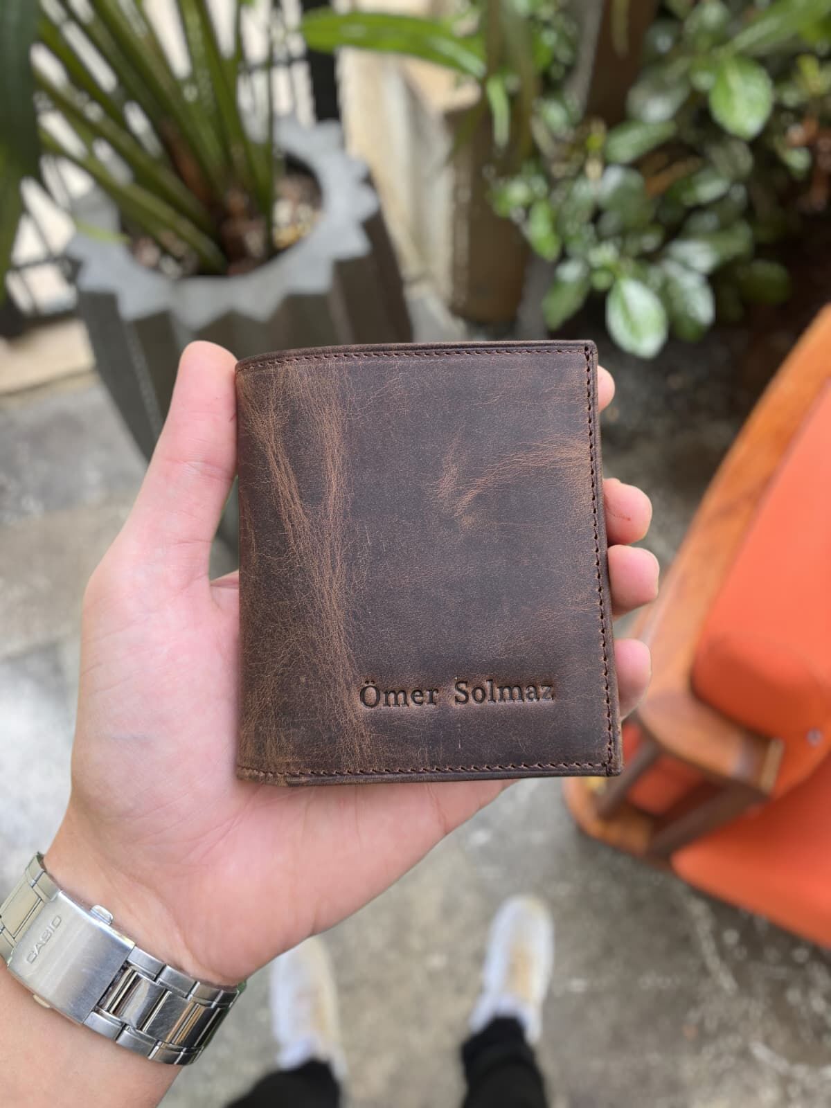 VİSSO 114 HAKİKİ DERİ ÇANTA  İSME ÖZEL ÜÇ KİMLİK KART BÖLMELİ  FERMUARLI KADIN ERKEK ÇITIÇITLI CÜZDAN KAHVE MATRİX CÜZDAN