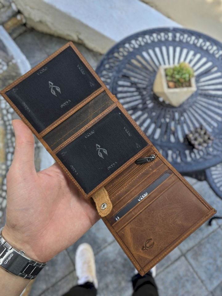 VİSSO 114 HAKİKİ DERİ ÇANTA  İSME ÖZEL ÜÇ KİMLİK KART BÖLMELİ  FERMUARLI KADIN ERKEK ÇITIÇITLI CÜZDAN FINDIK MATRİX CÜZDAN