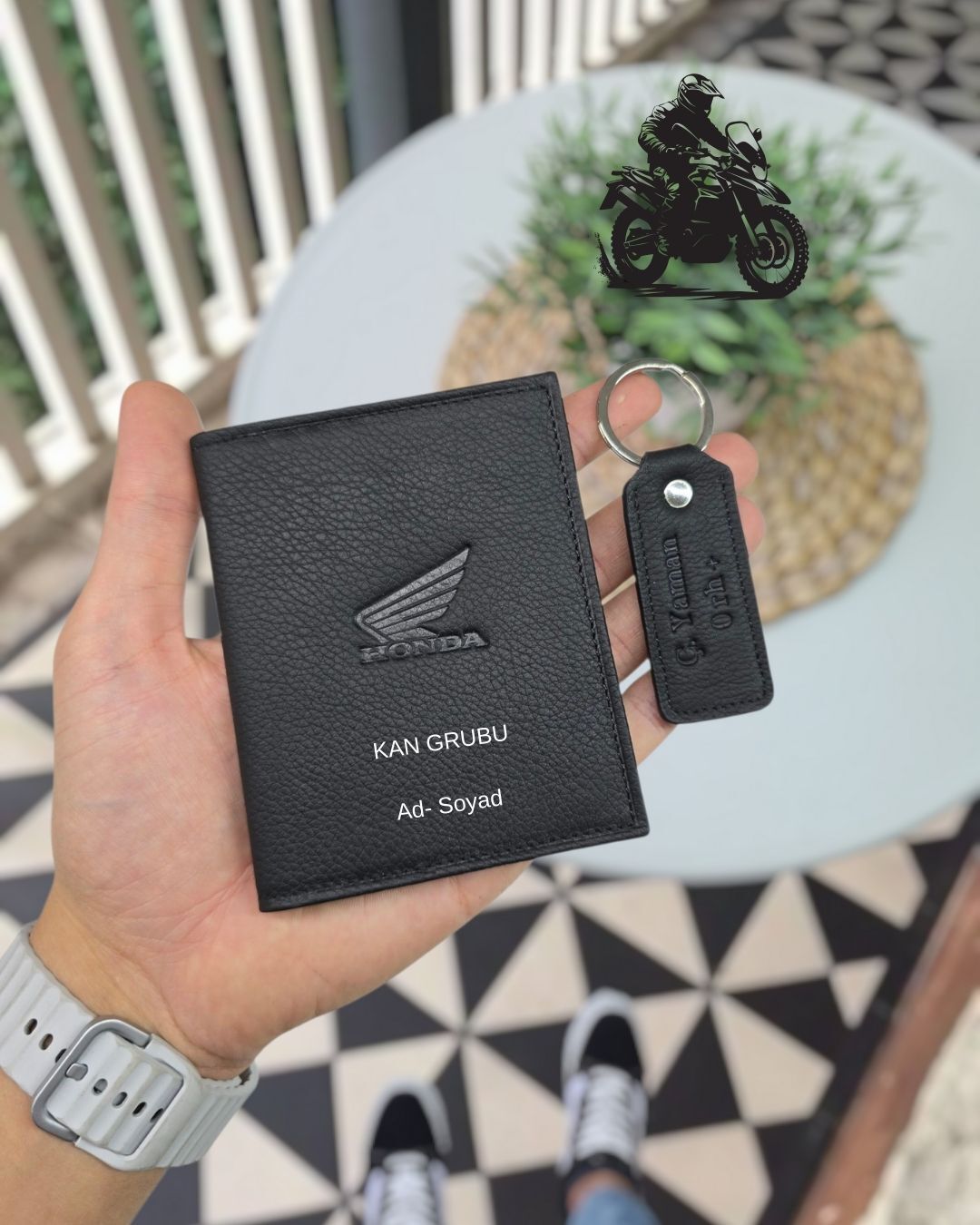 Honda MOTOSİKLET Hakiki Deri Ruhsat Kılıfı İsme Özel Çanta Erkek Kadın Unisex Modeli Visso Gerçek Dana Derisi SİYAH Renk + ANAHTARLIK