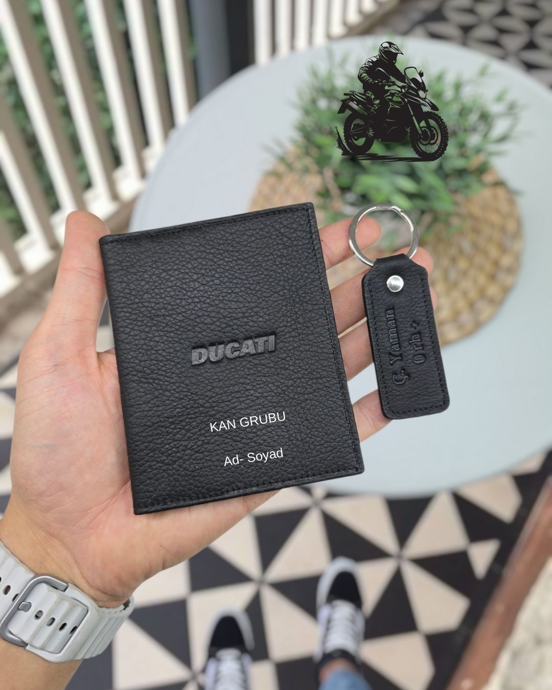 Ducati MOTOSİKLET Hakiki Deri Ruhsat Kılıfı İsme Özel Çanta Erkek Kadın Unisex Modeli Visso Gerçek Dana Derisi SİYAH Renk + ANAHTARLIK