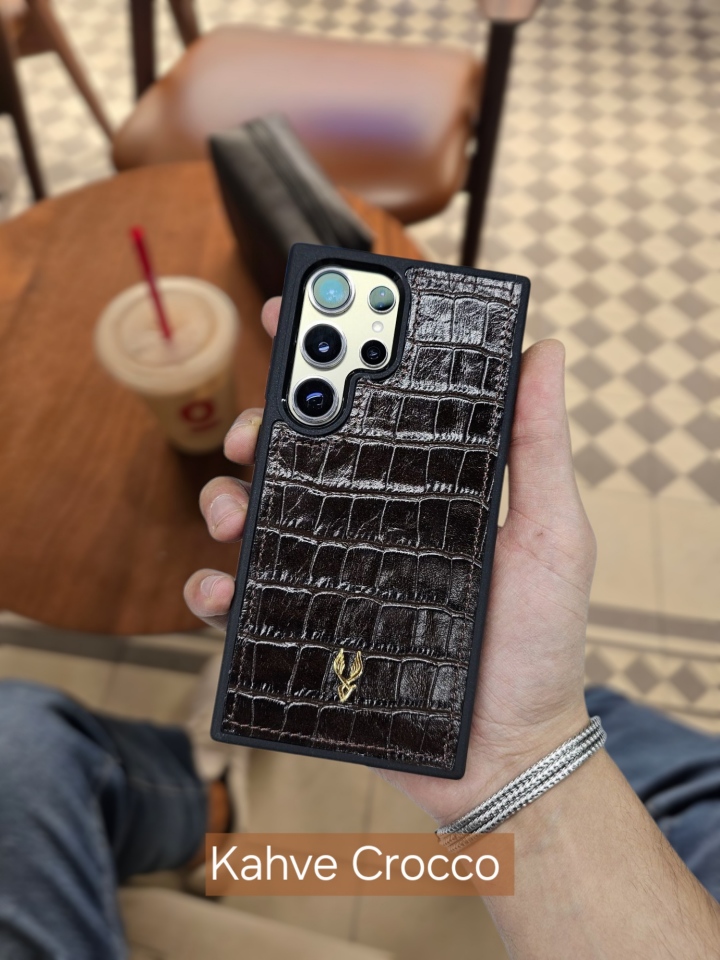 VİSSO  Kahve Croco Hakiki Deri SAMSUNG GALAXY S24 ULTRA İsim Baskılı Kişiye Özel Deri Telefon Kılıfı KARGO BEDAVA Kahve Croco
