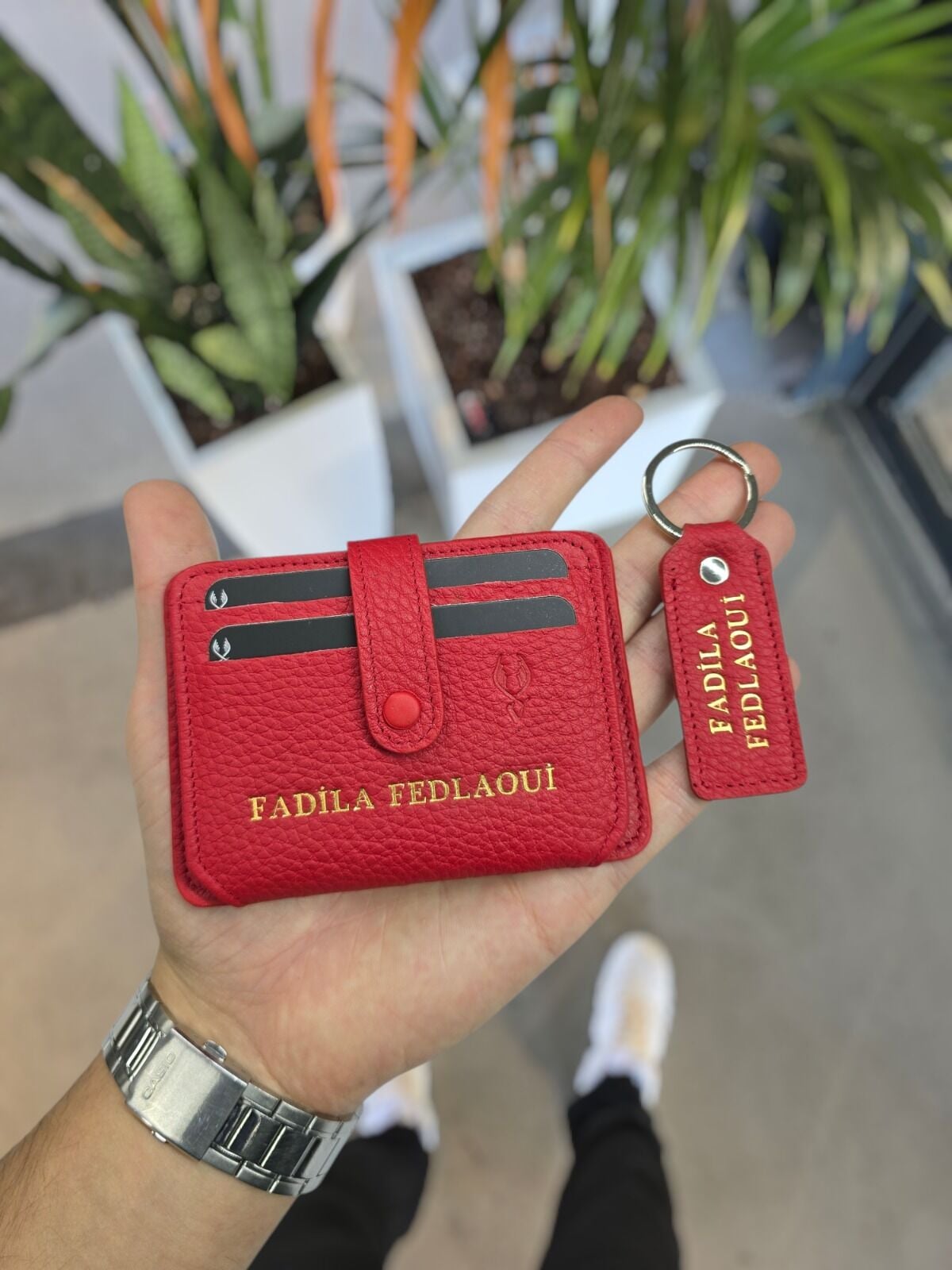 VİSSO 8600 KIRMIZI GUTTY Hakiki Deri Çıtçıtlı Akordeon Kartlık Akordeon Kimlik Bölmeli Kişiye İsme Özel Bay Bayan Çanta KIRMIZI TANITIM FİYATI
