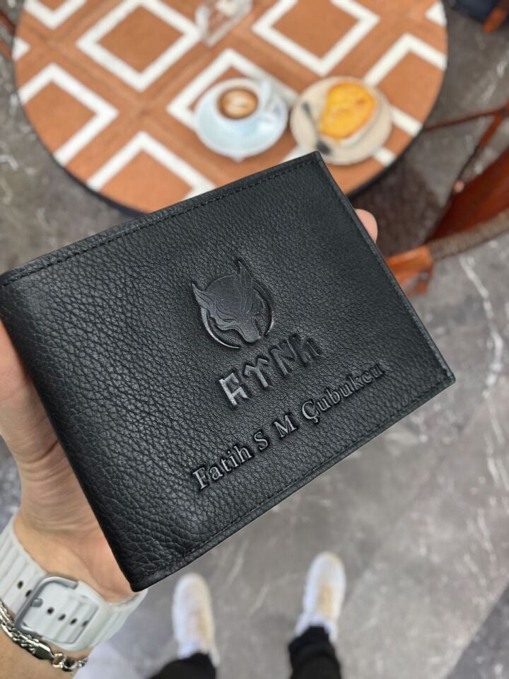 VİSSO 262 HAKİKİ DERİ ÇANTA  İSME ÖZEL ÇİFT KİMLİK BÖLMELİ SİYAH RENK DERİ ERKEK CÜZDAN Börü Türk 18. Logo