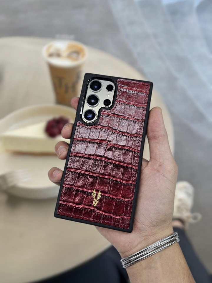 VİSSO Hakiki Bordo Croco Deri SAMSUNG GALAXY S23 ULTRA İsim Baskılı Kişiye Özel Deri Telefon Kılıfı KARGO BEDAVA Bordo Croco Renk