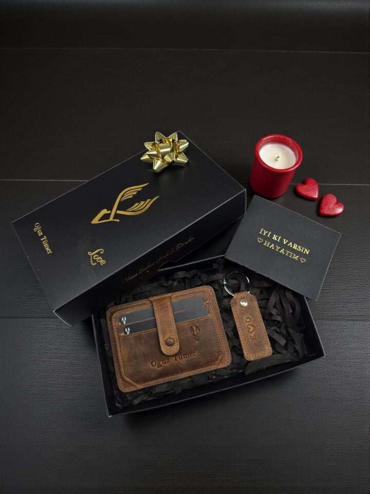 Sevgili VİSSO 653 Kartlık ÇANTA İSME ÖZEL Kağıt Para Bölmeli Kimlik Kart Gözlü FINDIK MATRİX- AÇIK KAHVERENK Deri ERKEK VE KADIN  Kredi Kartlık Cüzdan + Anahtarlık