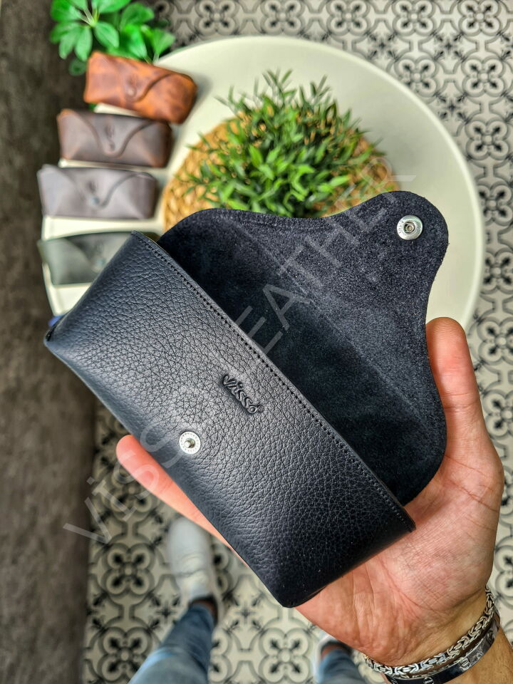 VİSSO 888 Hakiki Deri İsme Özel Deri Gözlük Kılıfı SİYAH GUTTY gözlük çanta