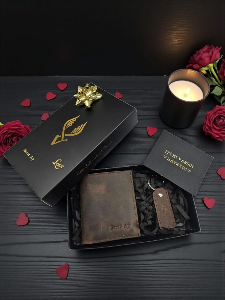 Sevgili VİSSO 114 HAKİKİ DERİ ÇANTA  İSME ÖZEL ÜÇ KİMLİK KART BÖLMELİ  FERMUARLI KADIN ERKEK ÇITIÇITLI CÜZDAN KAHVE MATRİX CÜZDAN + Anahtarlık