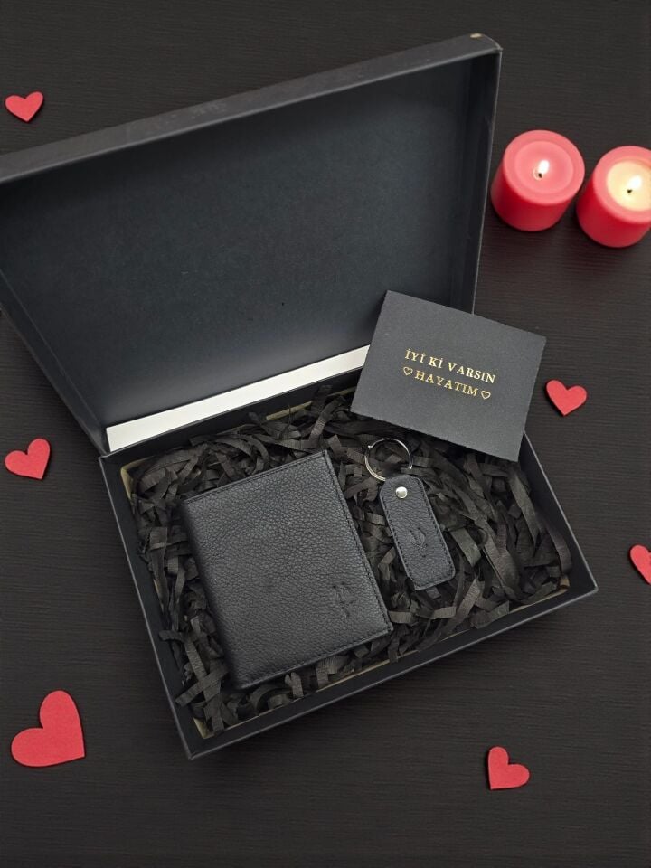 Sevgili VİSSO 111 CEPLİ SİYAH HAKİKİ DERİ ÇANTA İSME ÖZEL BOZUK PARA CEPLİ FERMUARLI ÇITÇITLI KADIN ERKEK CÜZDAN BAY + Anahtarlık + Set Kutu