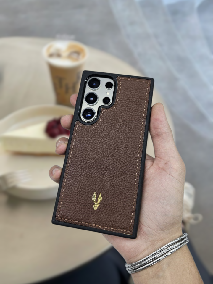 VİSSO Kahve Gutty Hakiki Deri SAMSUNG GALAXY S23 ULTRA İsim Baskılı Kişiye Özel Deri Telefon Kılıfı KARGO BEDAVA Kahve Gutty