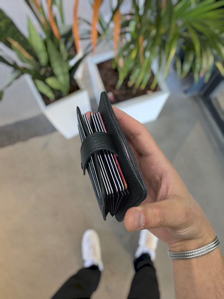 VİSSO 8600 YEŞİL GUTTY Hakiki Deri Çıtçıtlı Akordeon Kartlık Akordeon Kimlik Bölmeli Kişiye İsme Özel Bay Bayan Çanta TANITIM FİYATI