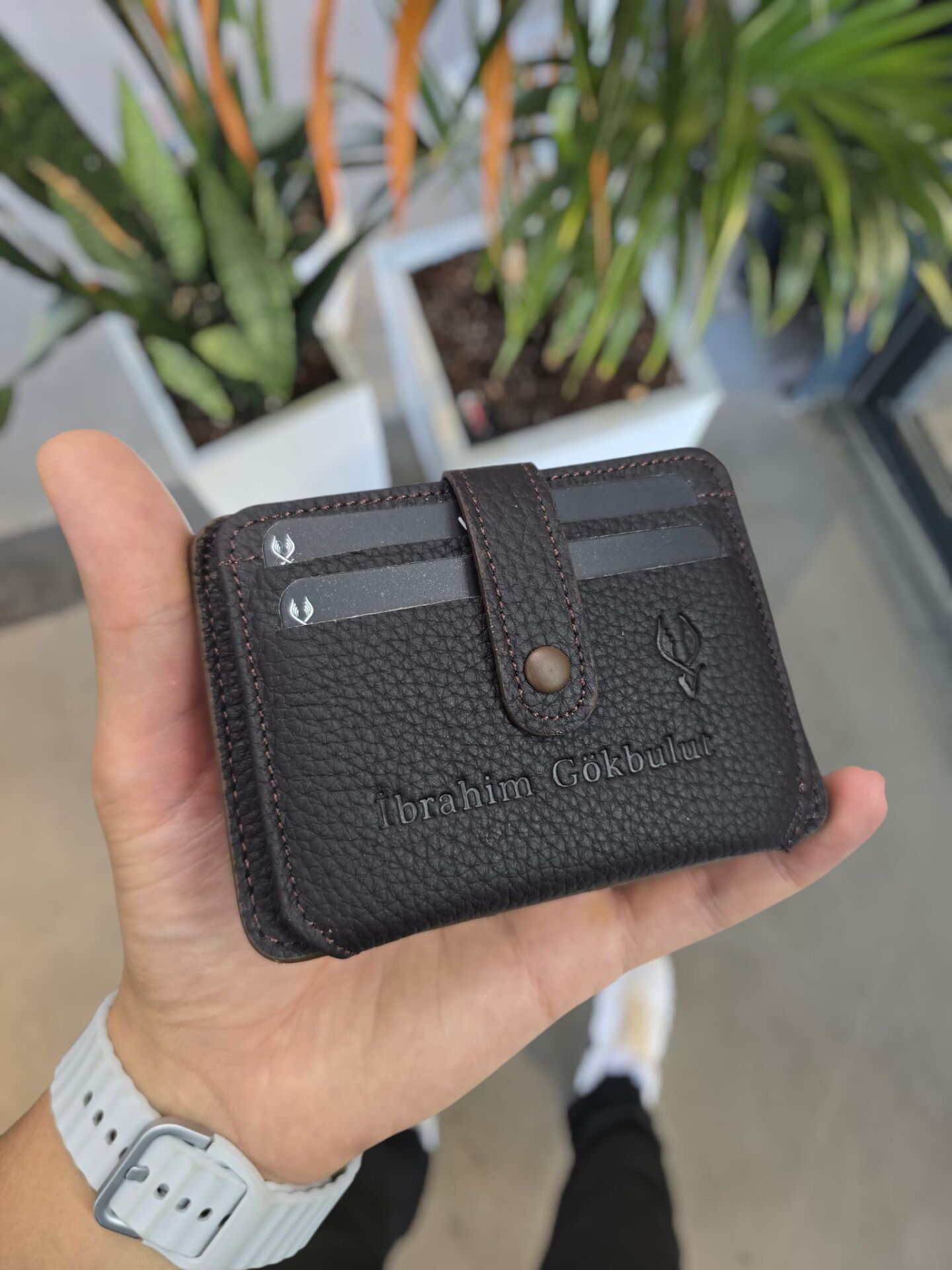 VİSSO 8600  KAHVE GUTTY Hakiki Deri Çıtçıtlı Akordeon Kartlık Akordeon Kimlik Bölmeli Kişiye İsme Özel Bay Bayan Çanta KAHVERENGİ  TANITIM FİYATI