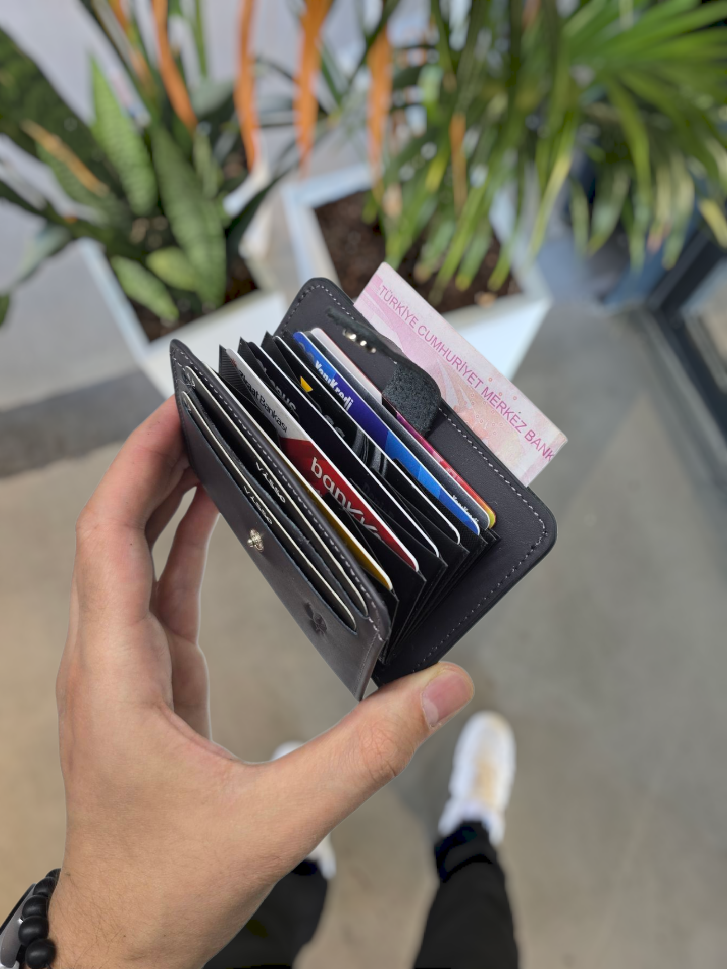 VİSSO 8600 GRİ NAPA Hakiki Deri Çıtçıtlı Akordeon Kartlık Akordeon Kimlik Bölmeli Kişiye İsme Özel Bay Bayan Çanta GRİ RENK TANITIM FİYATI