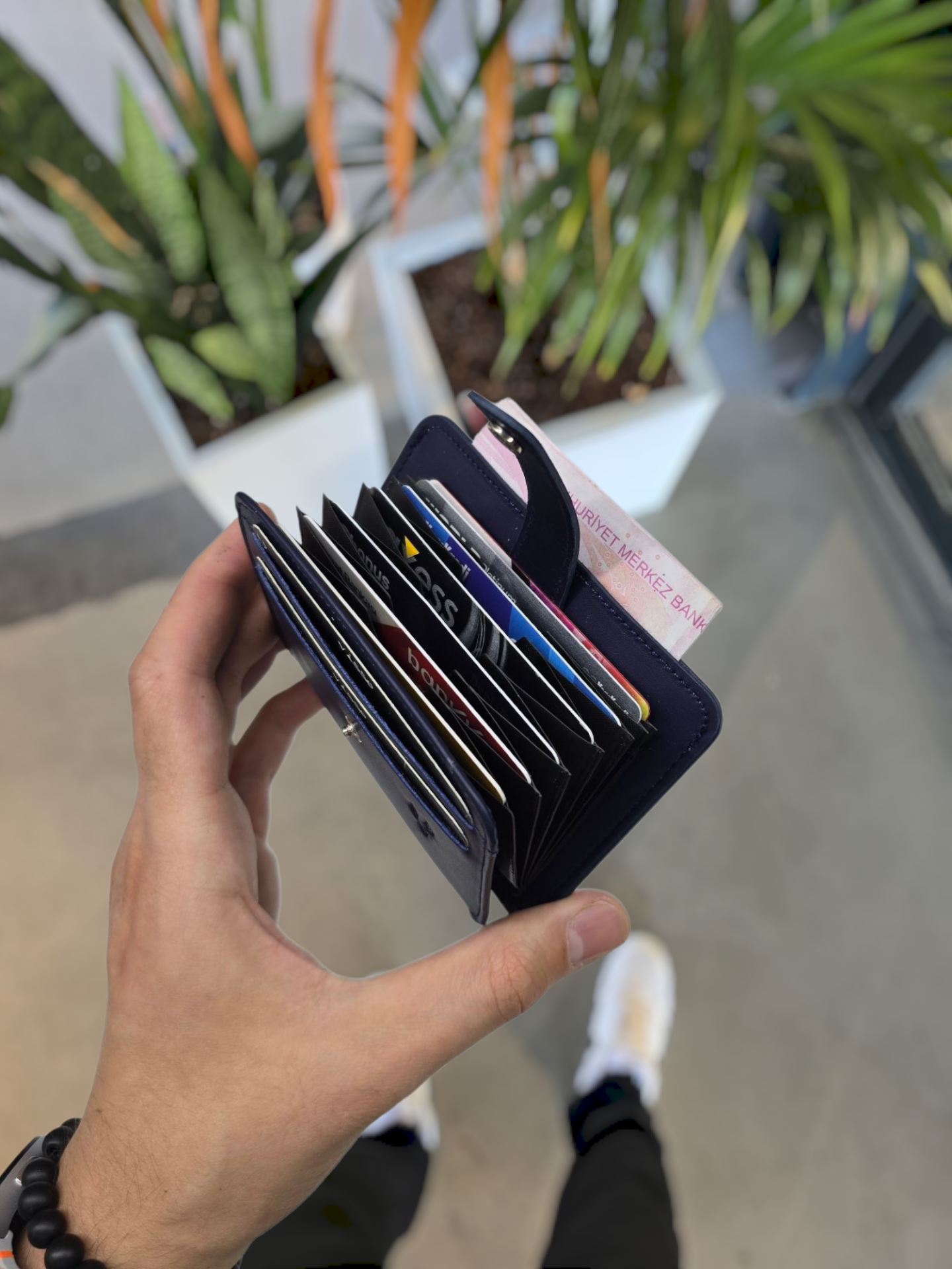 VİSSO 8600 LACİVERT NAPA Hakiki Deri Çıtçıtlı Akordeon Kartlık Akordeon Kimlik Bölmeli Kişiye İsme Özel Bay Bayan Çanta LACİVERT RENK TANITIM FİYATI