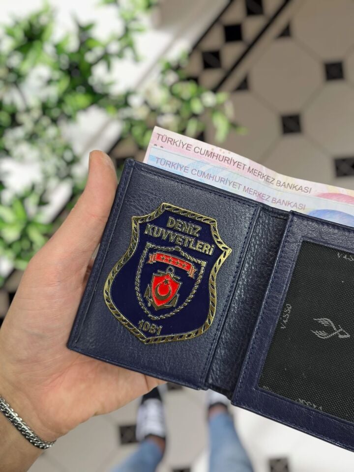 VİSSO 1131 Deniz Kuvvetleri Rozetli HAKİKİ ORJİNAL DERİ ÇANTA  3 ADET KİMLİK KART GÖZLÜ FERMUARLI KADIN ERKEK CÜZDAN DENİZ KUVVETLERİ KOMUTANLIĞI ROZETLİ lacivert