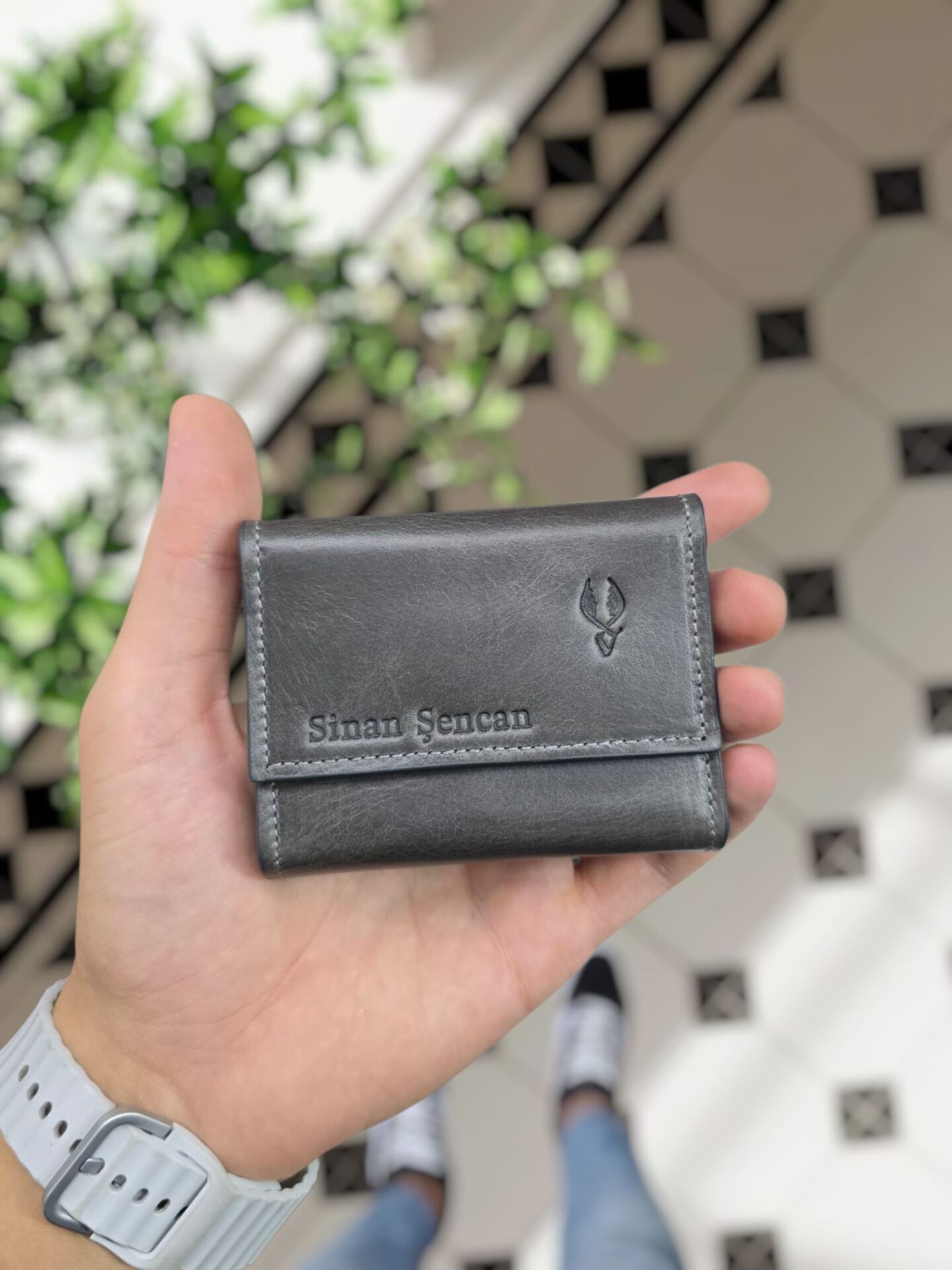 VİSSO 660 GRİ CRAYZ HAKİKİ DERİ ÇANTA İSME ÖZEL GÜÇLÜ MIKNATISLI KİLİT AKORDİYON YELPAZE KARTLIK CÜZDAN ERKEK KADIN MODELİ