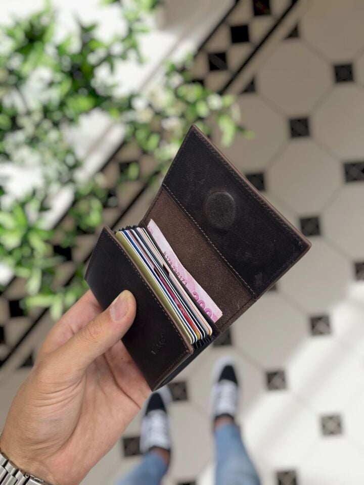 VİSSO 660 KAHVE MATRİX HAKİKİ DERİ ÇANTA İSME ÖZEL GÜÇLÜ MIKNATISLI KİLİT AKORDİYON YELPAZE KARTLIK CÜZDAN ERKEK KADIN MODELİ