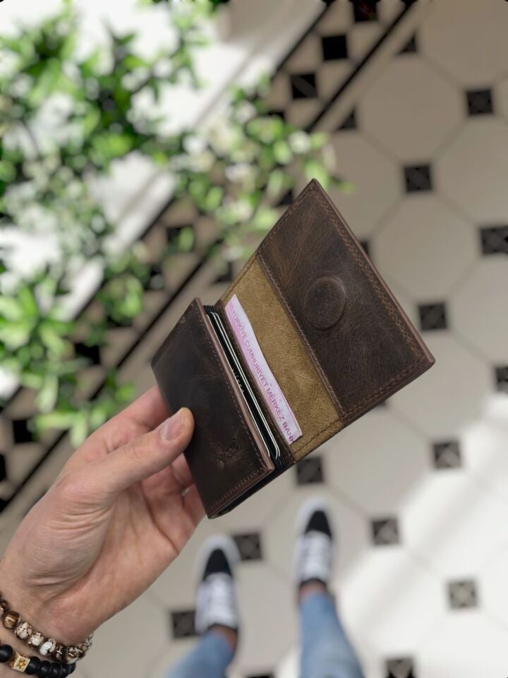 VİSSO 660 KAHVE MATRİX HAKİKİ DERİ ÇANTA İSME ÖZEL GÜÇLÜ MIKNATISLI KİLİT AKORDİYON YELPAZE KARTLIK CÜZDAN ERKEK KADIN MODELİ