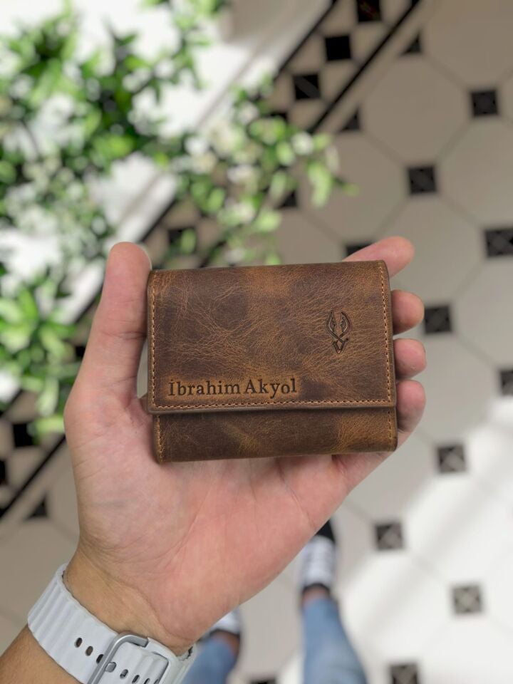 VİSSO 660 FINDIK MATRİX HAKİKİ DERİ ÇANTA  İSME ÖZEL GÜÇLÜ MIKNATISLI KİLİT AKORDİYON YELPAZE KARTLIK CÜZDAN ERKEK KADIN MODELİ