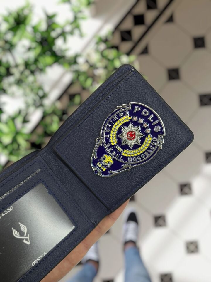 VİSSO 1236 LACİVERT DERİ Polis Rozetli HAKİKİ DERİ CÜZDAN İSME ÖZEL POLİS ROZETLİ KAĞIT PARA VE KİMLİK BÖLMELİ ERKEK VE KADIN CÜZDAN LACİVERT GUTTY