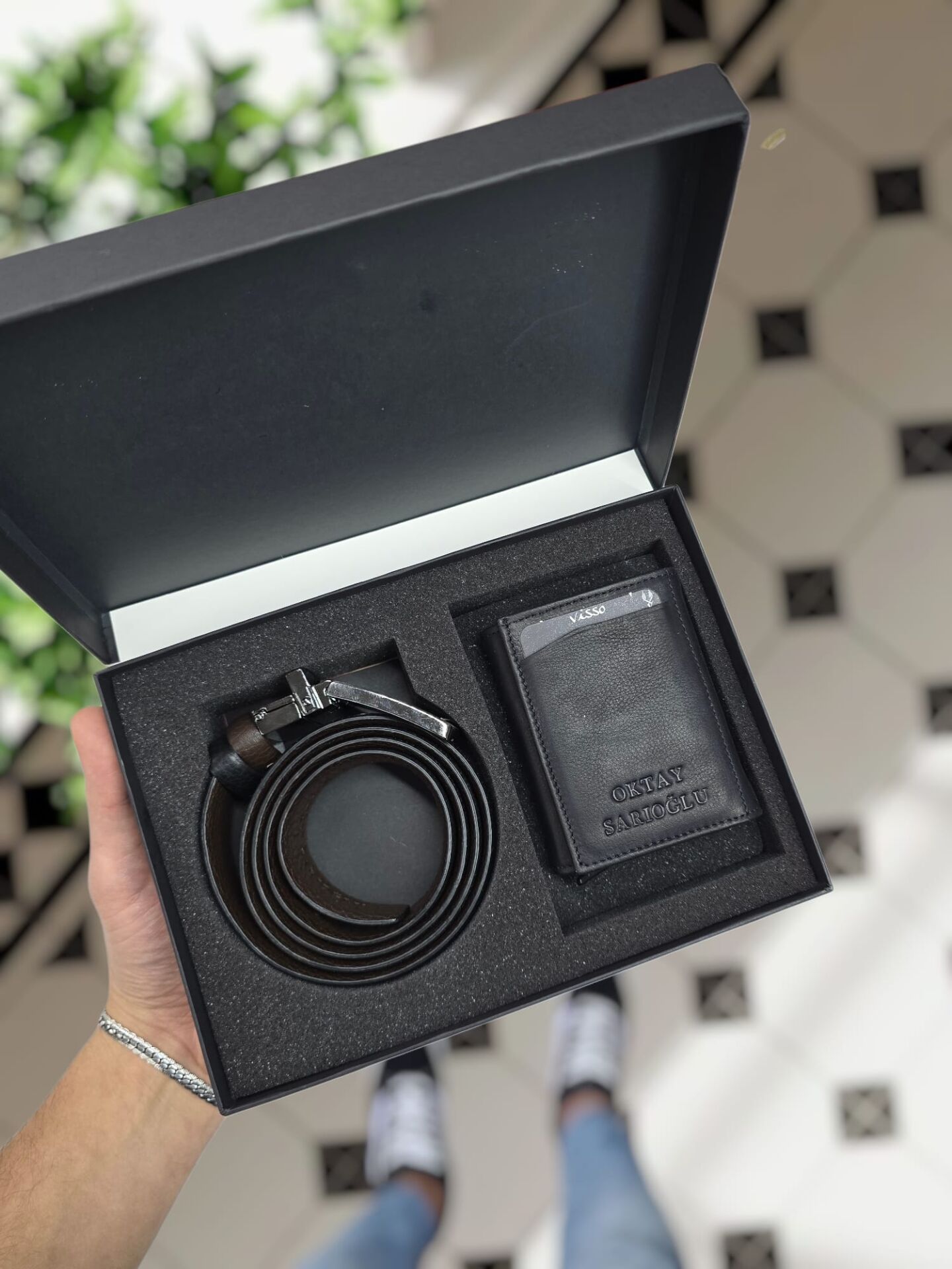 VİSSO 684 Hakiki Deri Kağıt Para Bölmeli Mekanizmalı Kartlık Cüzdan Kişiye Özel Çanta SİYAH NATURAL Ve Çift Renk Kemer