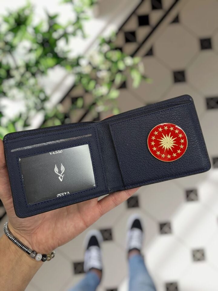 VİSSO 1236 Cumhurbaşkanlığı Rozetli HAKİKİ DERİ ÇANTA İSME ÖZEL KAĞIT PARA VE KİMLİK BÖLMELİ ERKEK VE KADIN CÜZDAN Lacivert Renk Deri Gutty