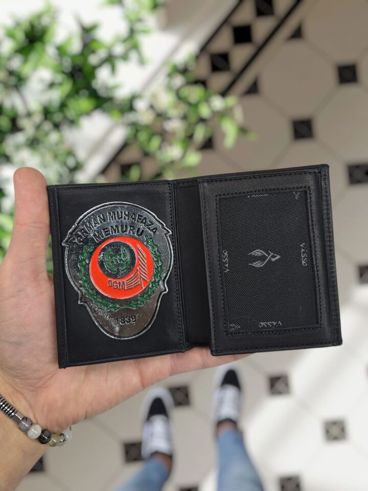 VİSSO 1131 Orman Bakanlığı Rozetli HAKİKİ ORJİNAL DERİ ÇANTA SİYAH RENK 3 ADET KİMLİK KART GÖZLÜ FERMUARLI ROZETLİ KADIN ERKEK CÜZDAN Siyah Renk  Deri