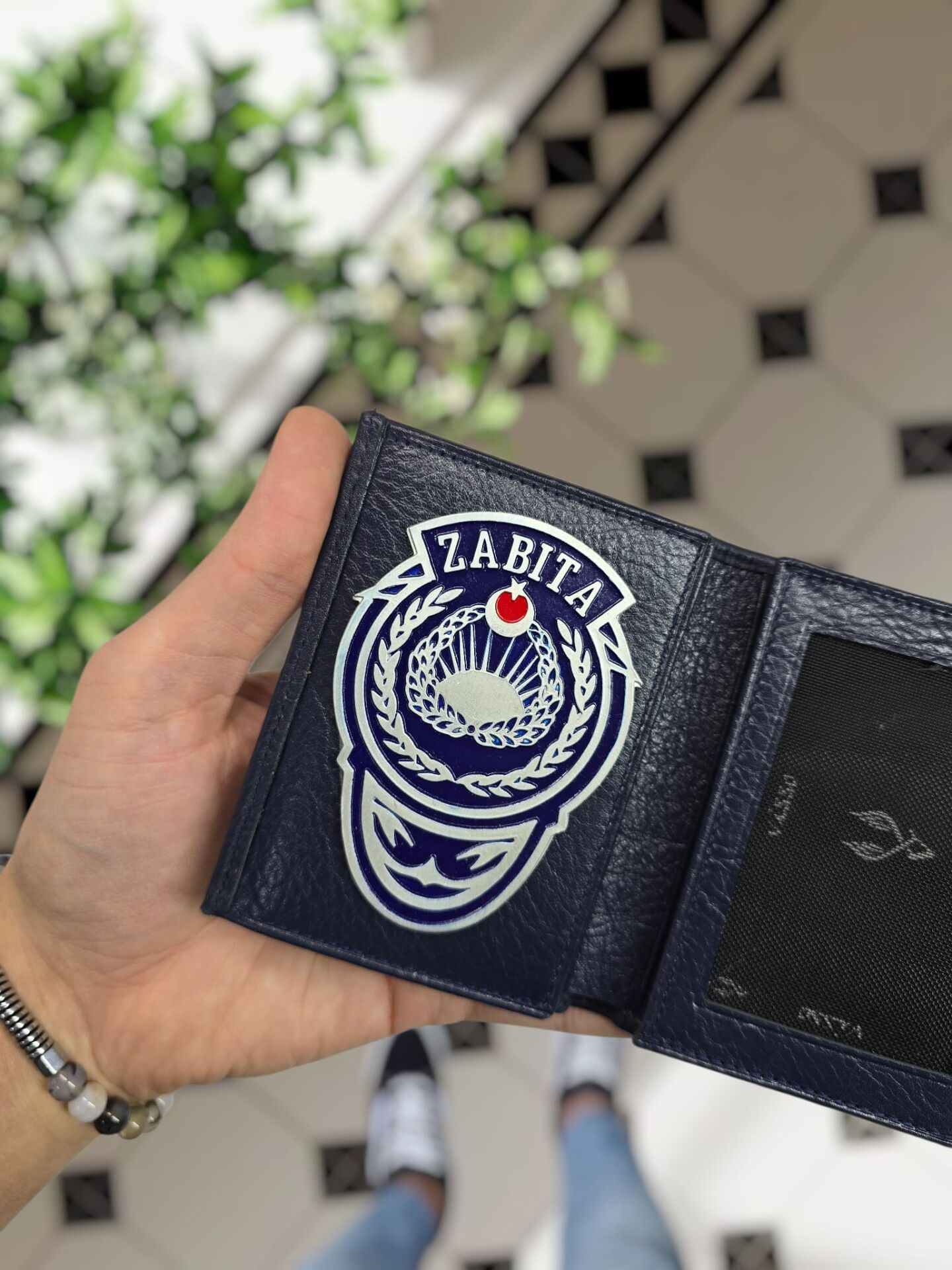 VİSSO 1131 ZABITA Rozetli HAKİKİ ORJİNAL DERİ ÇANTA  3 ADET KİMLİK KART GÖZLÜ FERMUARLI KADIN ERKEK CÜZDAN  Metal Rozetli Lacivert Gutty