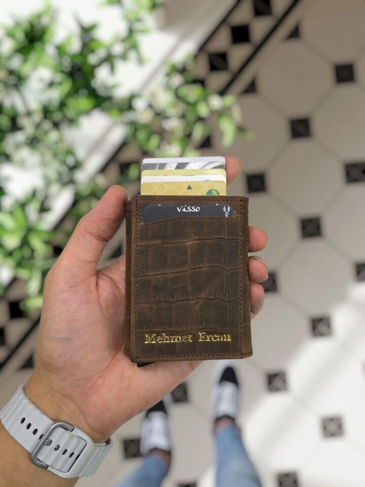 VİSSO 684 Hakiki Deri Kağıt Para Bölmeli Mekanizmalı Kartlık Cüzdan Kişiye Özel Çanta Eskitme Kahve Croco