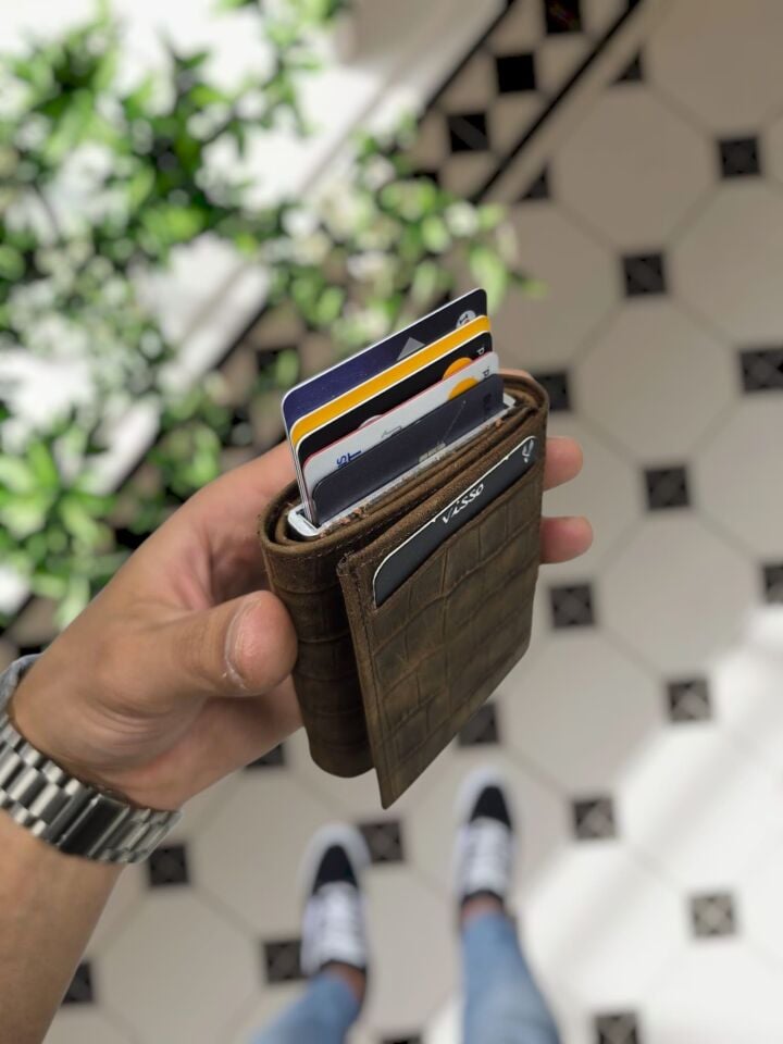 VİSSO 684 Hakiki Deri Kağıt Para Bölmeli Mekanizmalı Kartlık Cüzdan Kişiye Özel Çanta Eskitme Kahve Croco