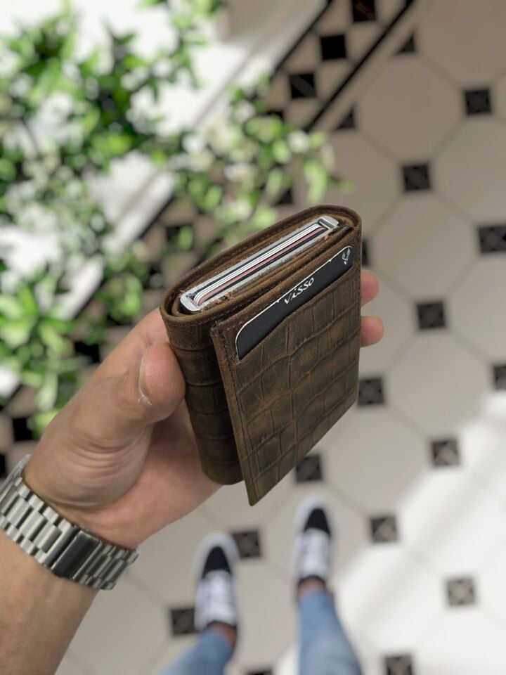 VİSSO 684 Hakiki Deri Kağıt Para Bölmeli Mekanizmalı Kartlık Cüzdan Kişiye Özel Çanta Eskitme Kahve Croco