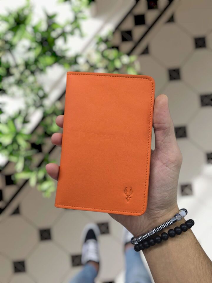 VİSSO 911 HAKİKİ ORJİNAL DERİ ÇANTA KREDİ KART VE KİMLİK HAZNELİ PASAPORTLUK - DERİ PASAPORT KILIFI  Turuncu NAPA