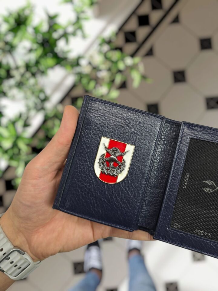 VİSSO 1131 TSK Rozetli HAKİKİ ORJİNAL DERİ ÇANTA  3 ADET KİMLİK KART GÖZLÜ FERMUARLI KADIN ERKEK CÜZDAN Türk Silahlı Kuvvetleri Metal Rozetli Lacivert Gutty