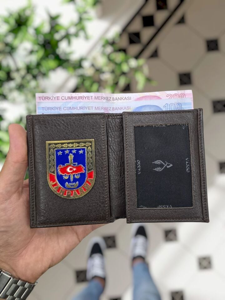 VİSSO 1131 HAKİKİ ORJİNAL DERİ ÇANTA  3 ADET KİMLİK KART GÖZLÜ FERMUARLI KADIN ERKEK CÜZDAN JANDARMA  METAL  ROZETLİ kahverengi