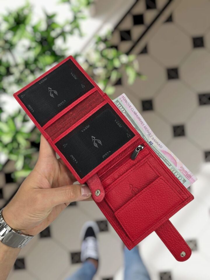 VİSSO 112 Kırmızı Renk Dıştan Çıtçıtlı Bozuk Para Cepli Unisex İsme Kişiye Özel Hakiki Deri Cüzdan Günlük Ve Özel Gün Hediye