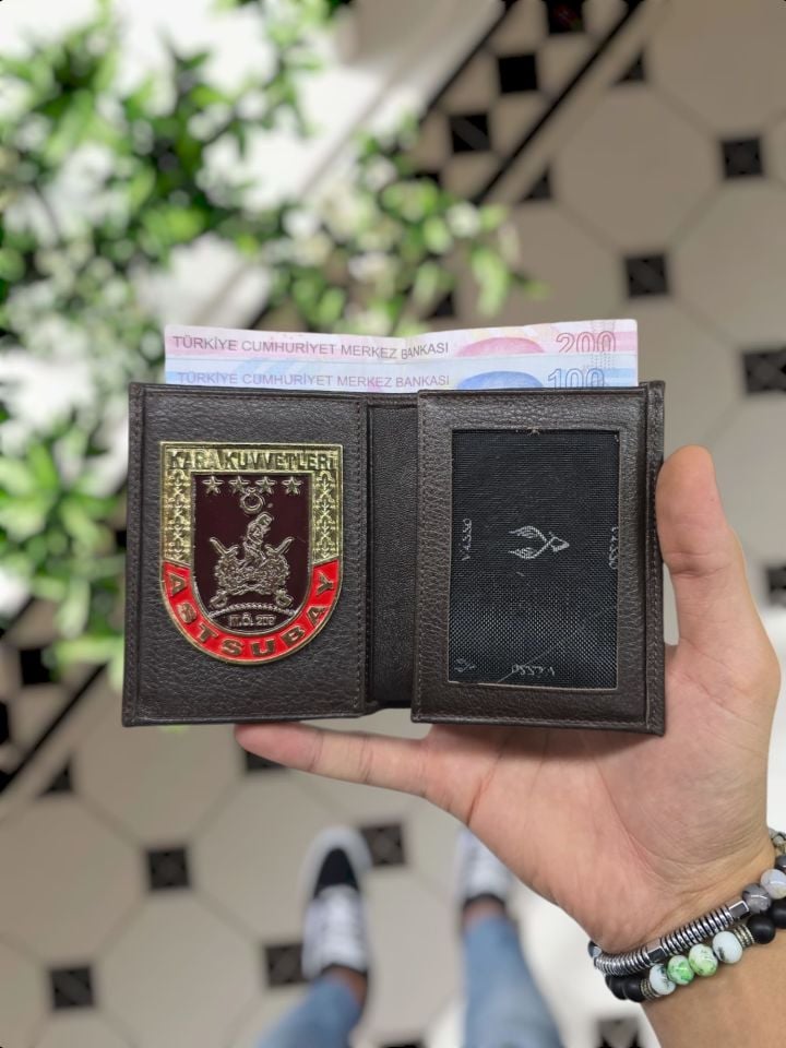 VİSSO 1131 HAKİKİ ORJİNAL DERİ ÇANTA  3 ADET KİMLİK KART GÖZLÜ FERMUARLI KADIN ERKEK CÜZDAN  Astsubay METAL  ROZETLİ kahverengi