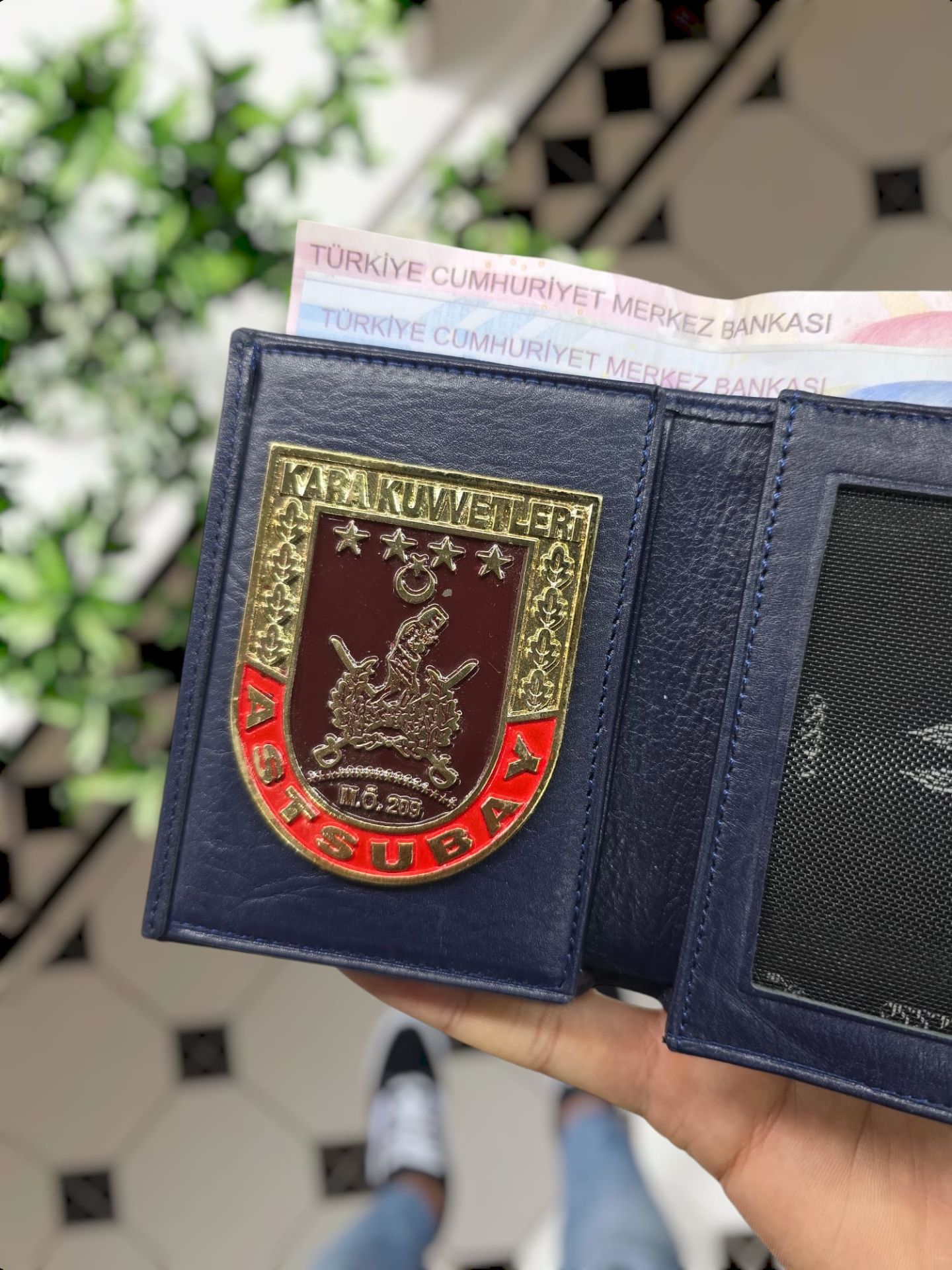 VİSSO 1131 HAKİKİ ORJİNAL DERİ ÇANTA  3 ADET KİMLİK KART GÖZLÜ FERMUARLI KADIN ERKEK CÜZDAN  Astsubay Metal Rozetli LACİVERT