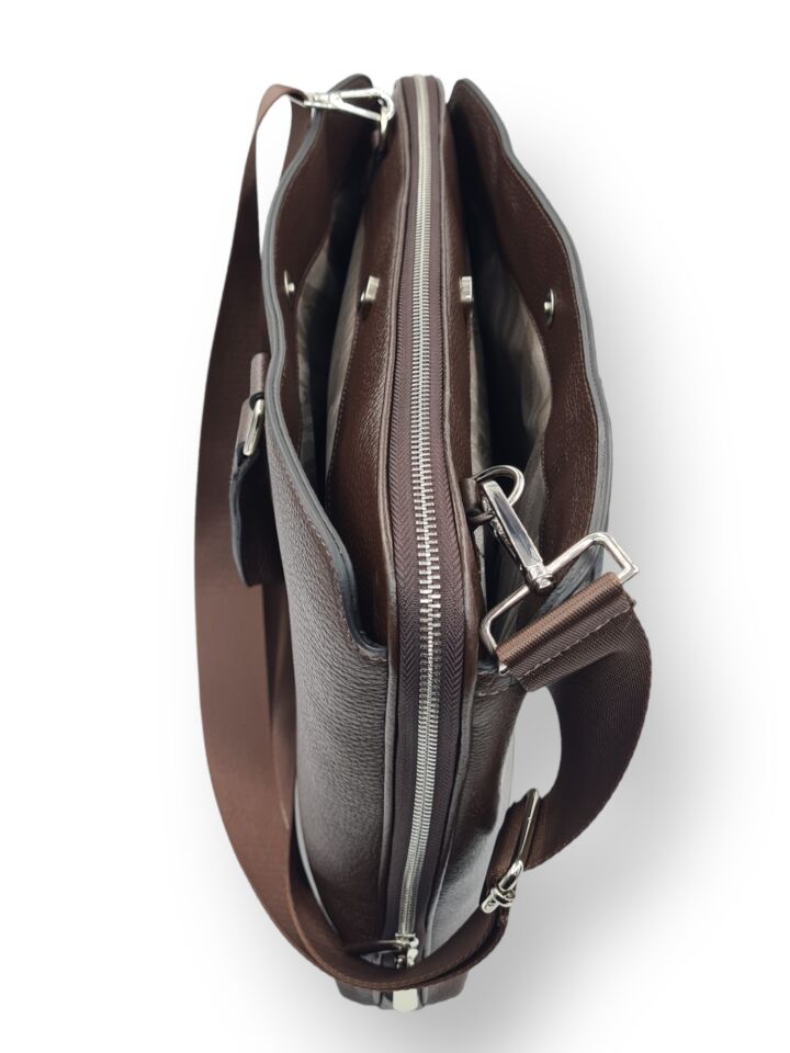 VİSSO 1072 Hakiki Deri Askılı Omuzda Ve Elde Taşınabilen Evrak & Notebook Laptop Çantası Kahverengi Deri