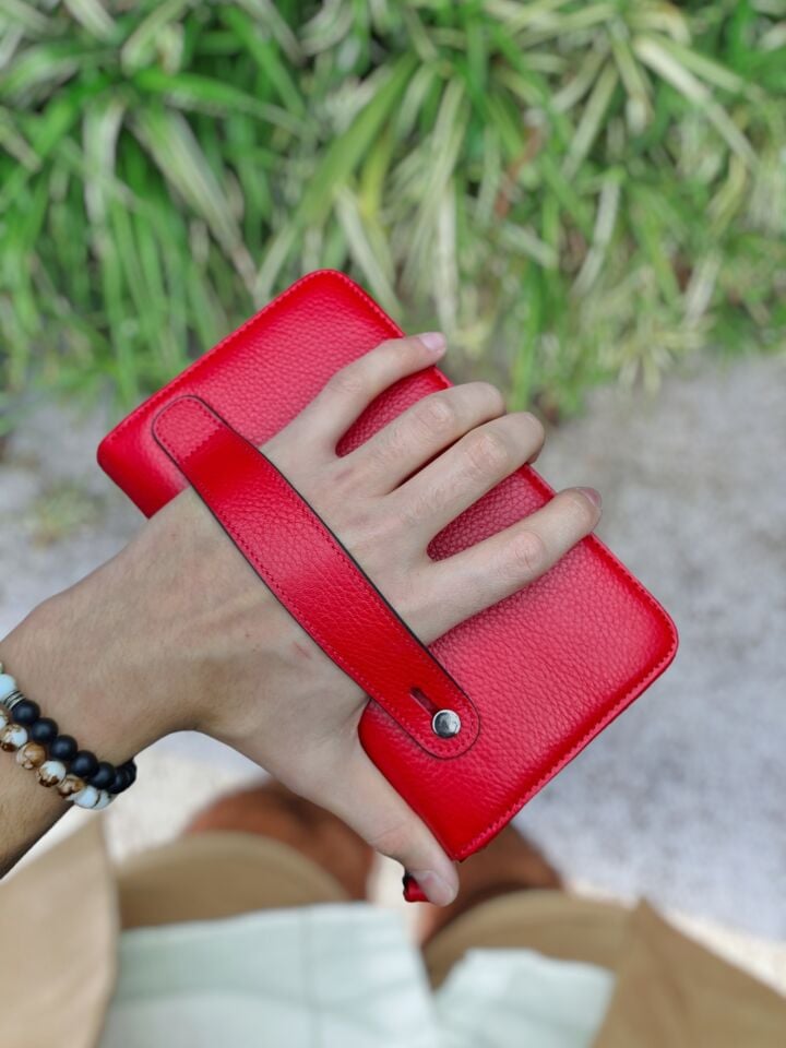 VİSSO 454 Hakiki Deri Fermuarlı El Çantası Visso 454 Visso 454 Visso 454 Kırmızı Gutty