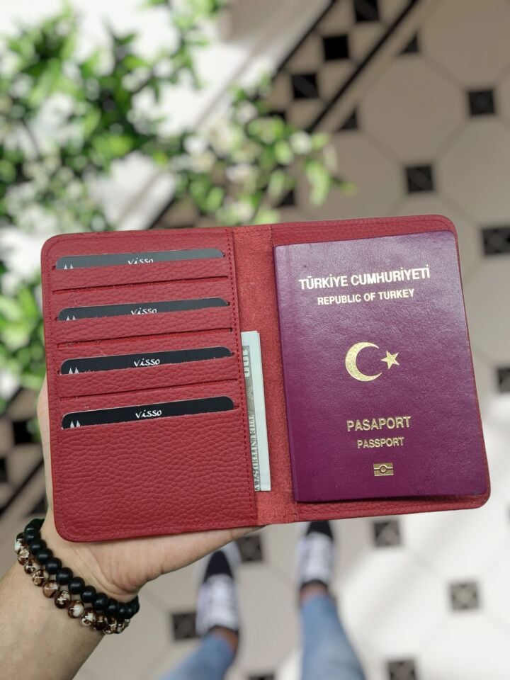 VİSSO 911 HAKİKİ ORJİNAL DERİ ÇANTA  KREDİ KART VE KİMLİK HAZNELİ PASAPORTLUK - DERİ PASAPORT KILIFI VİSSO 911 KIRMIZI GUTTY