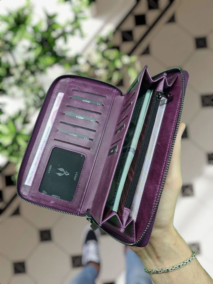 VİSSO 453 Mor Renk Hakiki Deri İsme Ve Kişiye Özel Kadın Erkek Kullanımlı Telefon Bölmeli Fermuarlı Kimlik Ve Kağıt Para Cepli Cüzdan El Kulbu Deri Bileklik El Çantası
