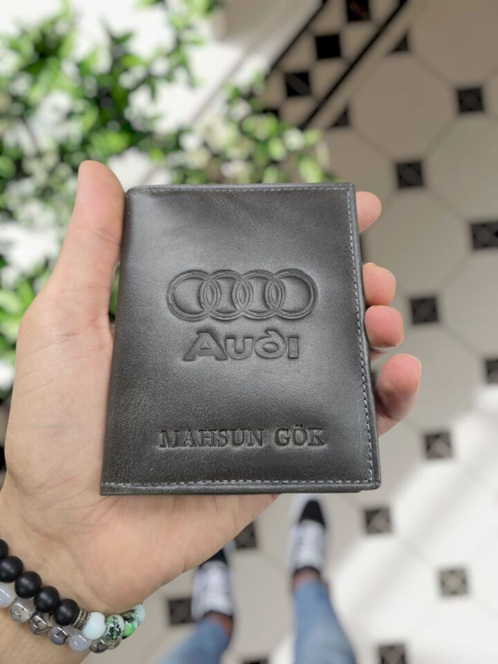 Audi VİSSO 1904 Hakiki Deri Araç Ruhsat Kılıfı İsme Özel Çanta Erkek Kadın Modeli AUDİ GRİ NATURAL CRAYZ
