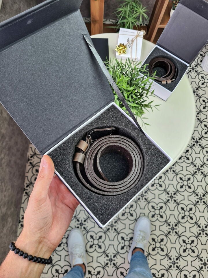 (HEDİYELİK  KUTU)  Siyah Kutu İsme Özel KEMER İÇİN BOŞ HEDİYE KUTUSU Hediye Çantası