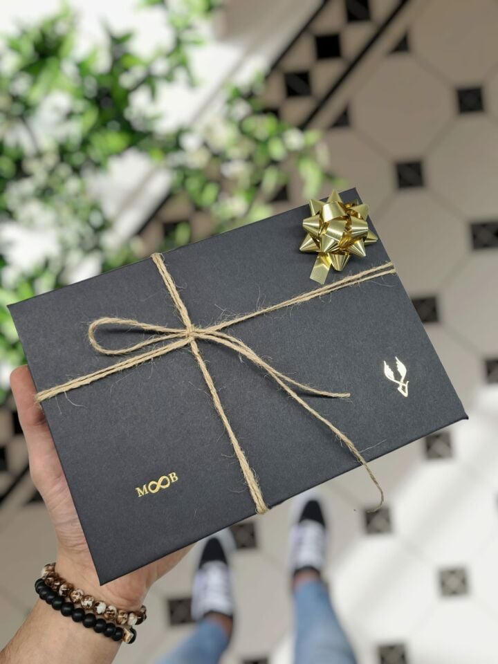 (HEDİYELİK  KUTU) Siyah Renk İsme Özel CÜZDAN + KEMER SET İÇİN  BOŞ HEDİYE KUTUSU Hediye Çantası